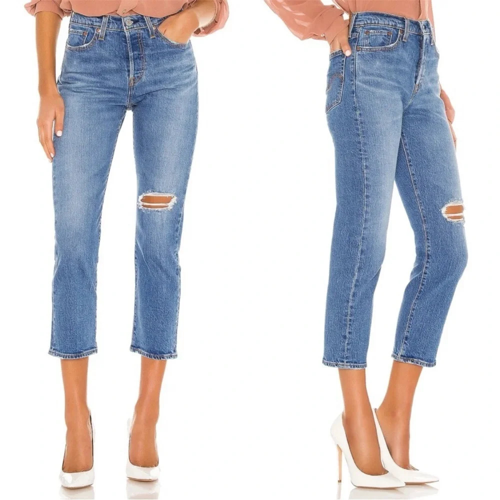 Levi’s Premium Wedgie Straight Jeans Distressed Knee Size 27